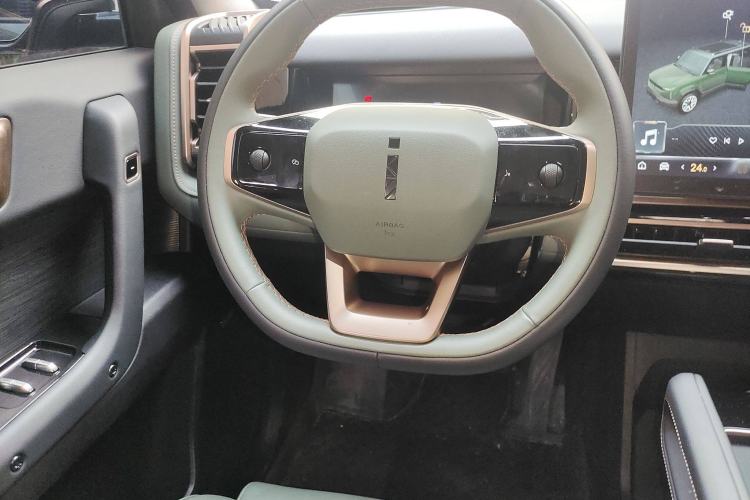 Used iCAR 03 2024 401km Two-Wheel Drive Standard Advanced Version Steering Wheel
