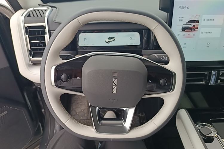Used iCAR 03 2024 472km Four-Wheel Drive Long-Range Smart Enjoyment Version Steering Wheel