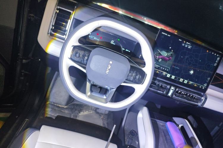 Used iCAR 03 2024 401km Two-Wheel Drive Standard Advanced Version Steering Wheel