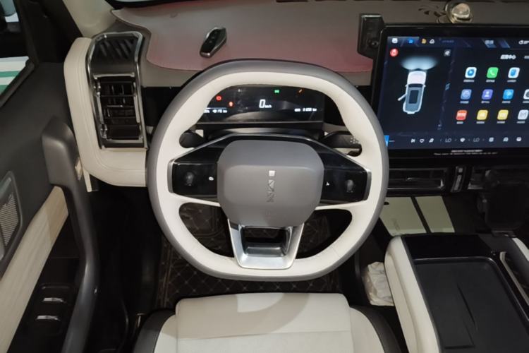 Used iCAR 03 2024 501km Range Two-Wheel Drive Long-Range Smart Trend Edition Steering Wheel