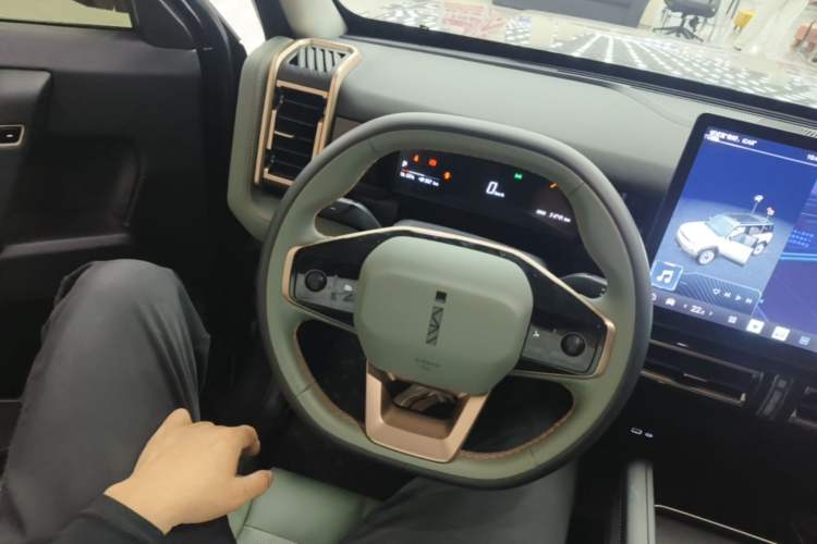 Used iCAR 03 2024 501km Two-Wheel Drive Long-Range Version Steering Wheel