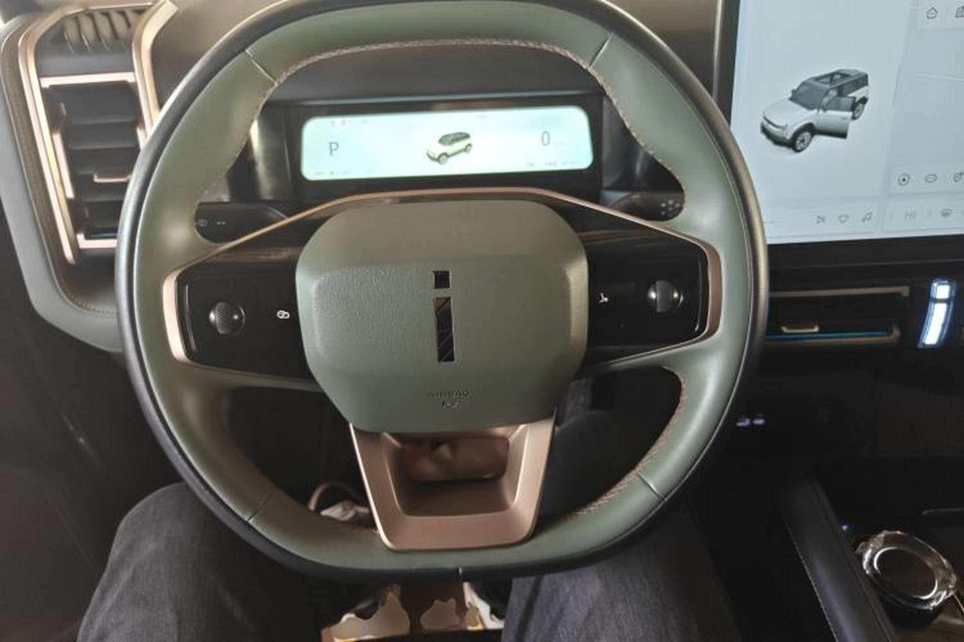 Used iCAR 03 2024 501km Four-wheel Drive Long-Range Advanced Version Steering Wheel
