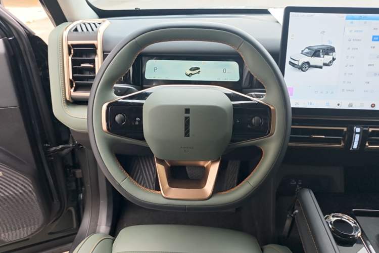 Used iCAR 03 2024 472km Four-Wheel Drive Long-Range Intelligent Advanced Version Steering Wheel