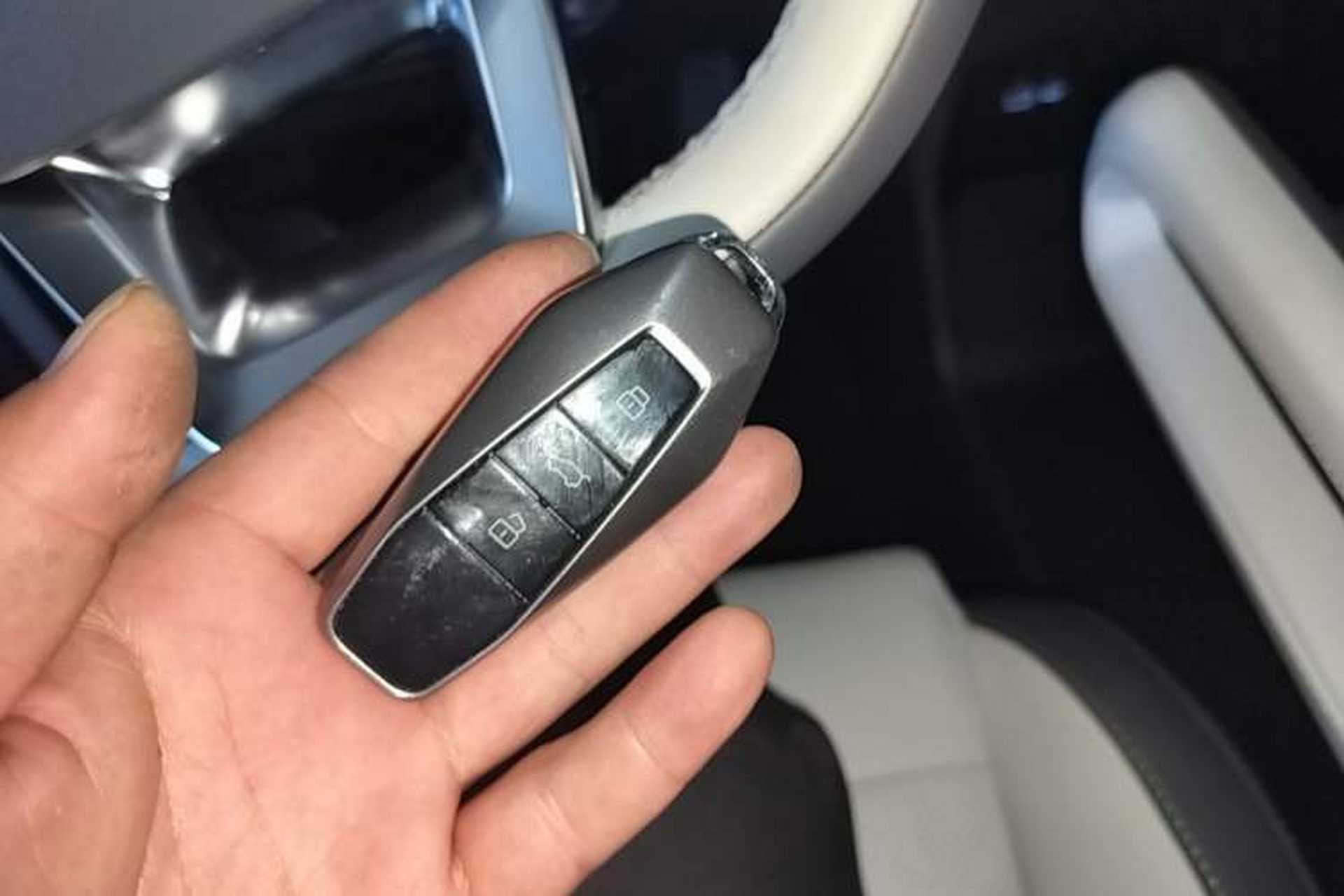 Used iCAR 03 2024 472km Four-Wheel Drive Long-Range Version Vehicle Key
