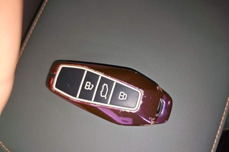 Used iCAR 03 2024 472km Four-Wheel Drive Long-Range Version Vehicle Key