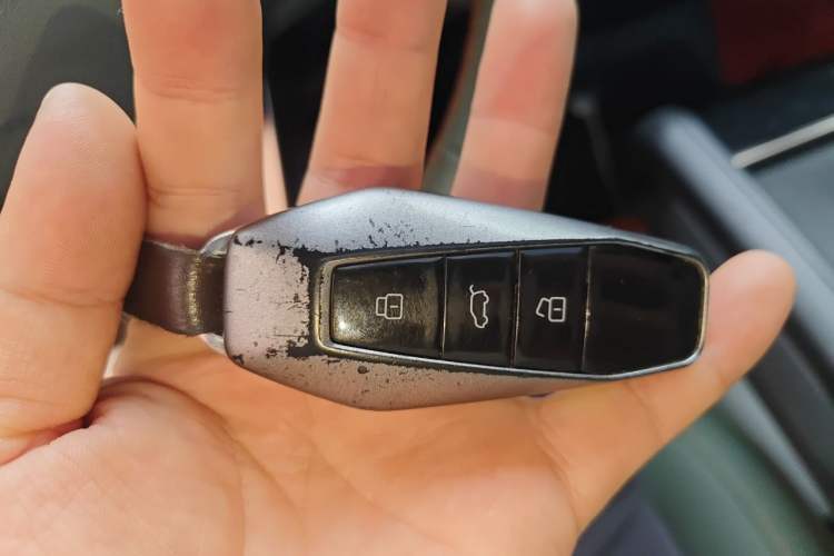 Used iCAR 03 2024 501km Two-Wheel Drive Long-Range Version Vehicle Key