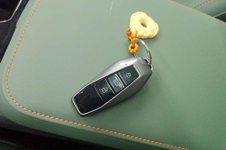 Used iCAR 03 2024 501km Four-wheel Drive Long-Range Advanced Version Vehicle Key