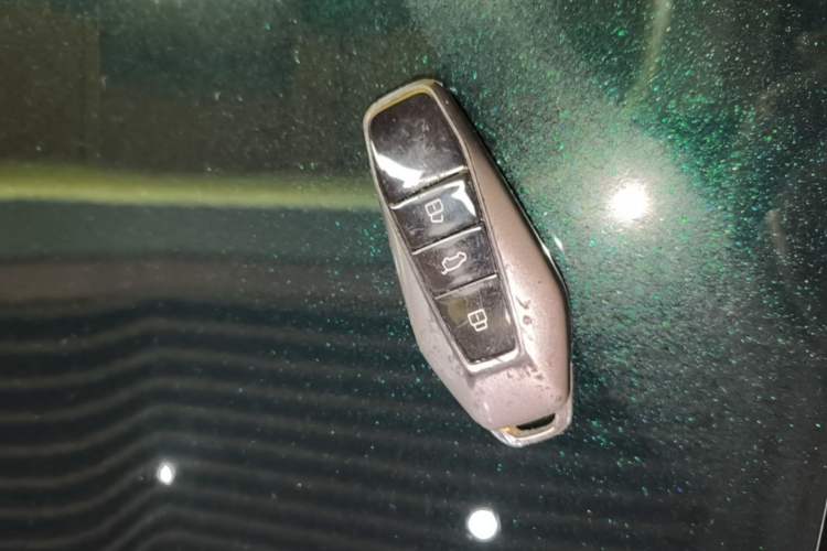Used iCAR 03 2024 472km Four-Wheel Drive Long-Range Version Vehicle Key