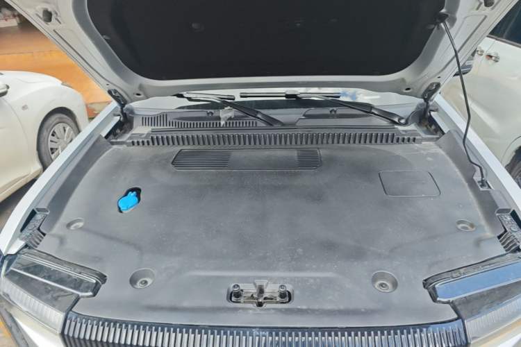 Used iCAR 03 2024 472km Four-Wheel Drive Long-Range Intelligent Advanced Version Engine Bay