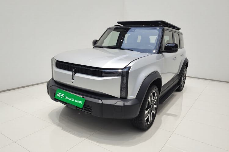 Used iCAR 03 2024 472km Four-Wheel Drive Long-Range Intelligent Advanced Version Guazi used car, China used car export, Used car for sale, Used iCAR cars, Cheapest cars for sale, Electric vehicle, New energy car