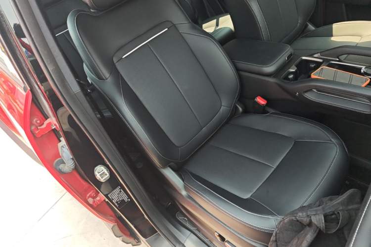 Used iCAR 03 2024 472km Four-Wheel Drive Long-Range Smart Enjoyment Version Right Front Seat