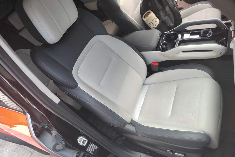 Used iCAR 03 2024 501km Four-wheel Drive Long-range Intelligent Driving Edition Right Front Seat