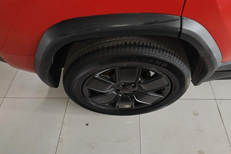 Used iCAR 03 2024 401km Two-Wheel Drive Standard Advanced Version Right Rear Wheel Hub