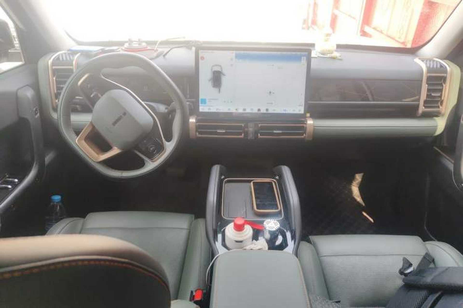 Used iCAR 03 2024 401km Two-Wheel Drive Standard Advanced Version Center Console