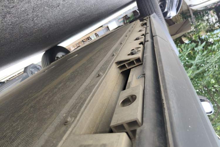 Used iCAR 03 2024 501km Two-Wheel Drive Long-Range Yuechao Edition Chassis Rear Left