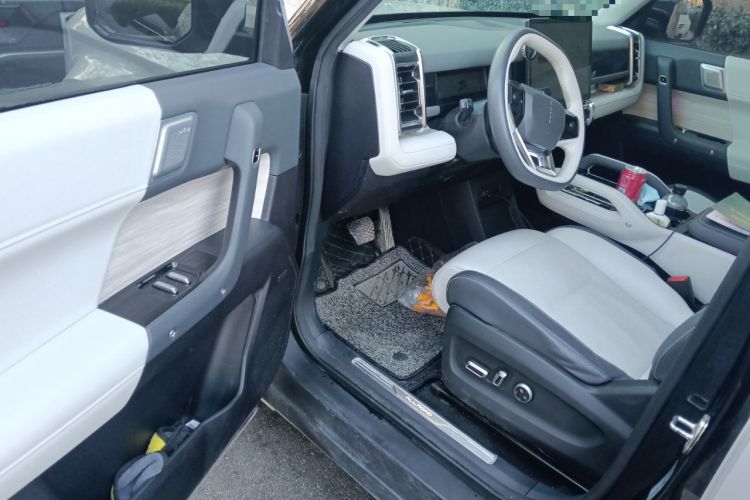 Used iCAR 03 2024 501km Four-wheel Drive Long-range Intelligent Driving Edition Driver Seat