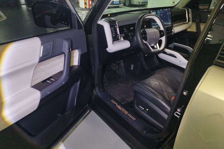Used iCAR 03 2024 472km Four-Wheel Drive Long-Range Version Driver Seat