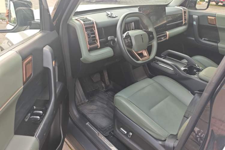 Used iCAR 03 2024 501km Two-Wheel Drive Long-Range Version Driver Seat