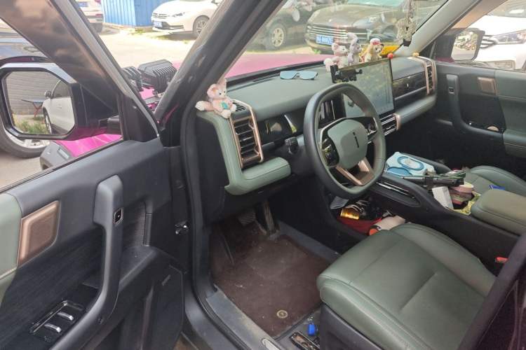 Used iCAR 03 2024 472km Four-Wheel Drive Long-Range Version Driver Seat