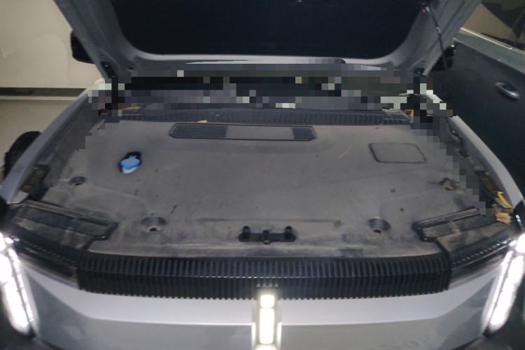 Used iCAR 03 2024 501km Four-wheel Drive Long-Range Advanced Version Engine Bay