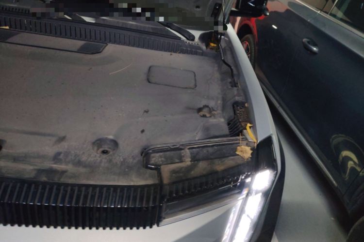 Used iCAR 03 2024 501km Four-wheel Drive Long-Range Advanced Version Engine Bay Left