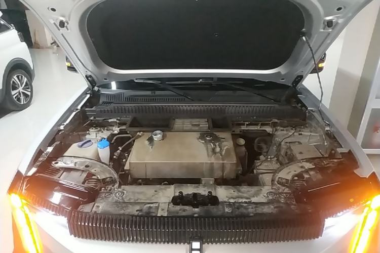 Used iCAR 03 2024 472km Four-wheel Drive Long-Range Yuechao Edition Engine Bay