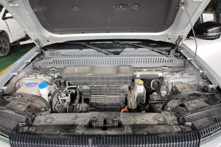 Used iCAR 03 2024 472km Four-Wheel Drive Long-Range Intelligent Advanced Version Engine Bay