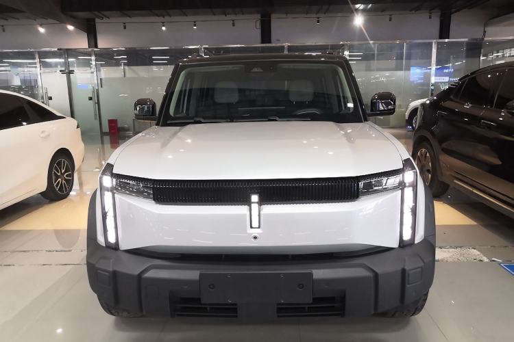 Used iCAR 03 2024 501km Four-wheel Drive Long-Range Advanced Version Exterior 1