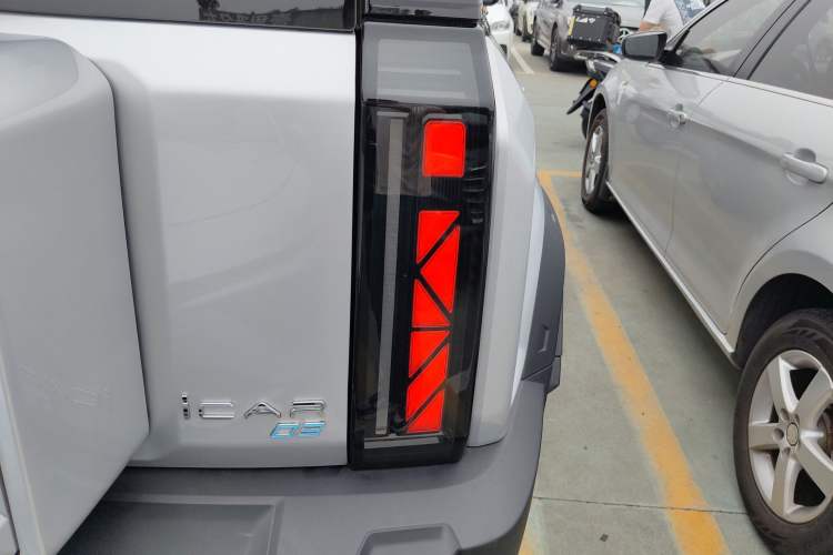 Used iCAR 03 2024 501km Two-Wheel Drive Long-Range Yuechao Edition Exterior 1