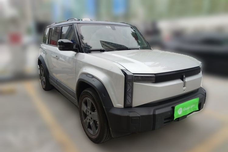 Used iCAR 03 2024 401km Two-Wheel Drive Standard Advanced Version Exterior 2