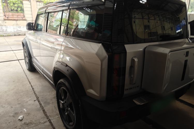 Used iCAR 03 2024 401km Range Two-Wheel Drive Standard Yuechao Version Exterior 2