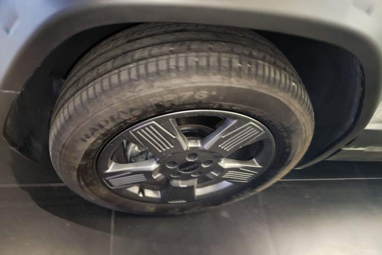 Used iCAR 03 2024 401km Range Two-Wheel Drive Standard Yuechao Version Exterior 7