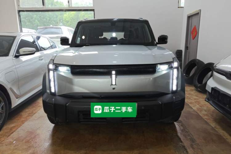 Used iCAR 03 2024 401km Two-Wheel Drive Standard Advanced Version Front