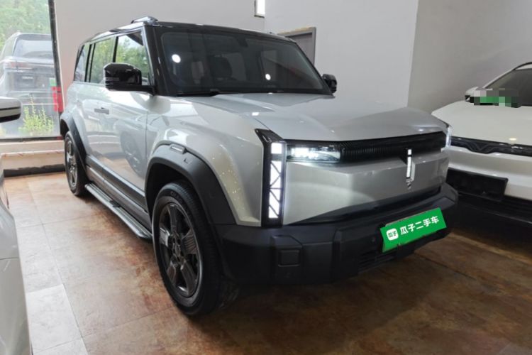 Used iCAR 03 2024 401km Two-Wheel Drive Standard Advanced Version Front Right 45 Deg
