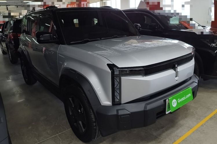 Used iCAR 03 2024 501km Two-Wheel Drive Long-Range Version Front Right 45 Deg