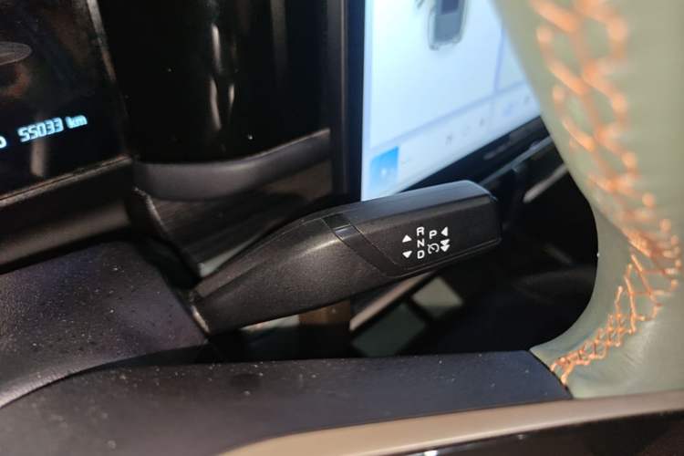 Used iCAR 03 2024 401km Two-Wheel Drive Standard Advanced Version Gear Lever