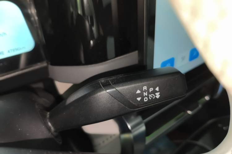Used iCAR 03 2024 472km Four-Wheel Drive Long-Range Intelligent Advanced Version Gear Lever