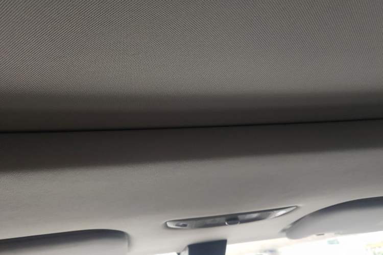 Used iCAR 03 2024 472km Four-Wheel Drive Long-Range Version Headliner