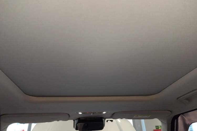 Used iCAR 03 2024 472km Four-Wheel Drive Long-Range Smart Enjoyment Version Headliner