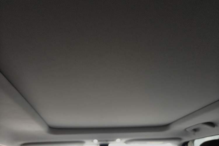 Used iCAR 03 2024 401km Range Two-Wheel Drive Standard Yuechao Version Headliner