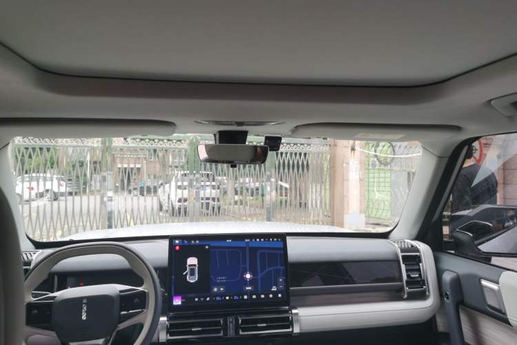Used iCAR 03 2024 401km Two-Wheel Drive Executive Edition Headliner
