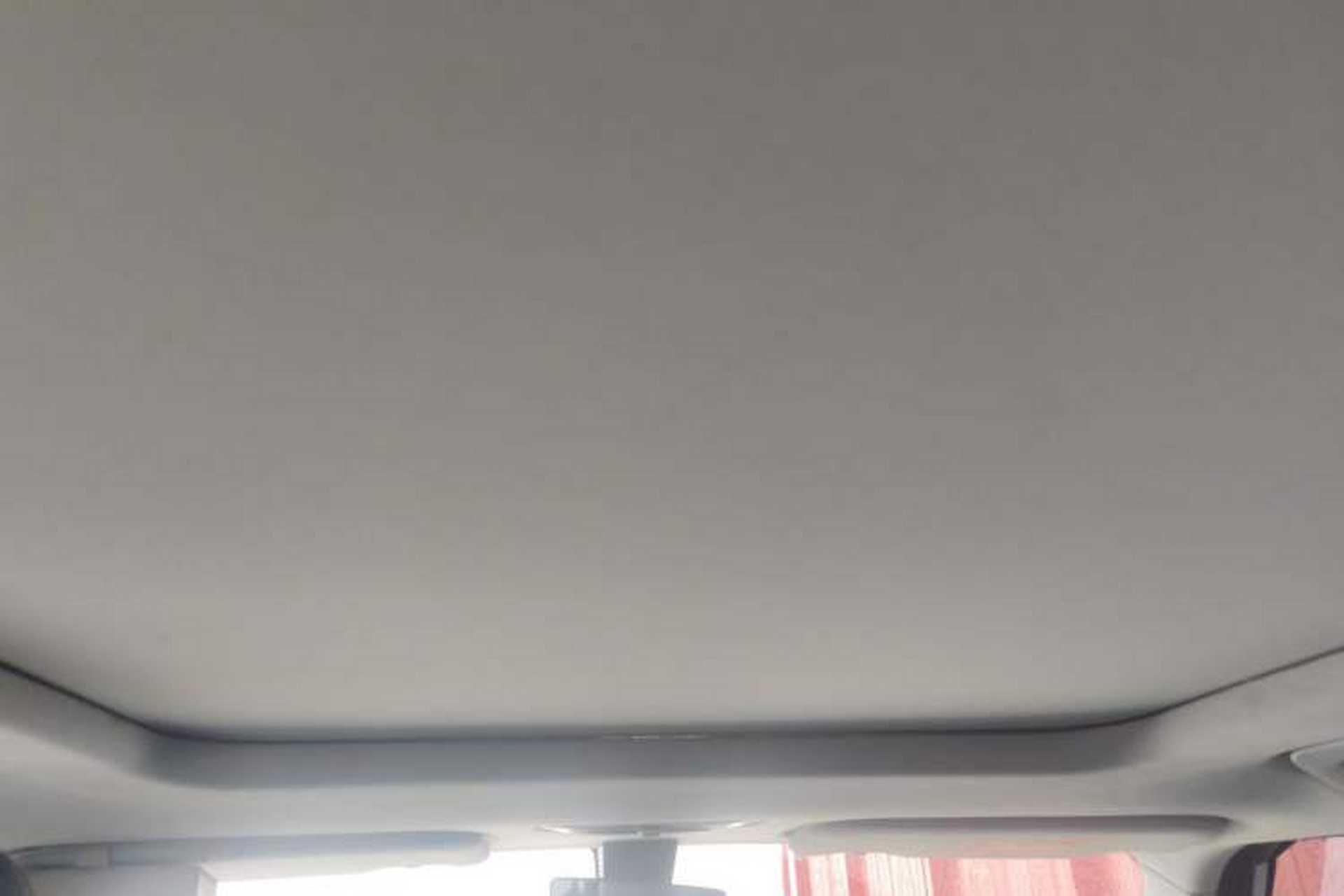 Used iCAR 03 2024 401km Two-Wheel Drive Standard Advanced Version Headliner