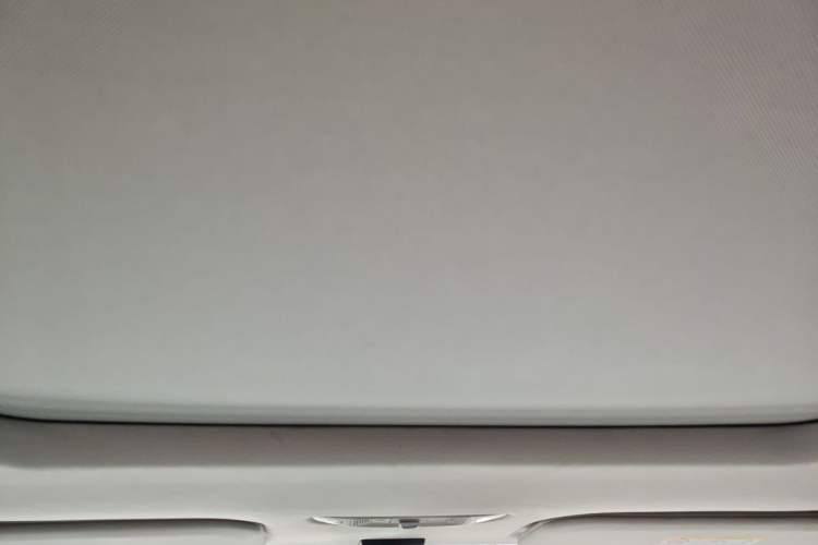 Used iCAR 03 2024 472km Four-Wheel Drive Long-Range Version Headliner