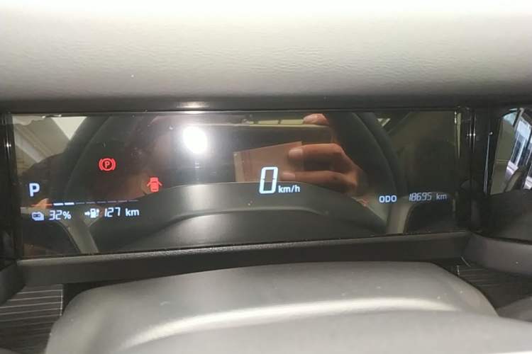 Used iCAR 03 2024 401km Two-Wheel Drive Standard Advanced Version Instrument Cluster
