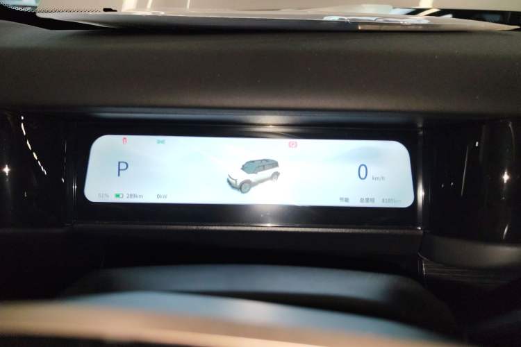 Used iCAR 03 2024 472km Four-Wheel Drive Long-Range Smart Enjoyment Version Instrument Cluster