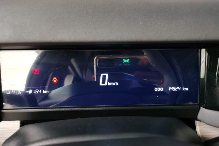 Used iCAR 03 2024 401km Two-Wheel Drive Standard Advanced Version Instrument Cluster