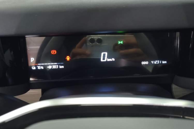 Used iCAR 03 2024 501km Two-Wheel Drive Long-Range Version Instrument Cluster