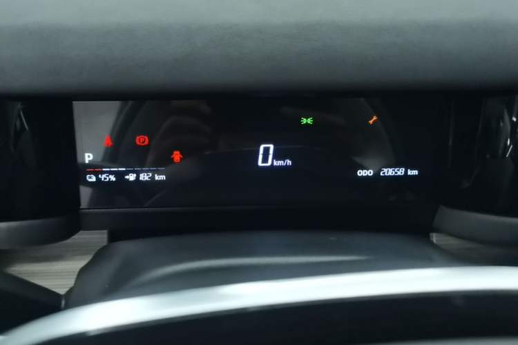 Used iCAR 03 2024 401km Two-Wheel Drive Standard Advanced Version Instrument Cluster