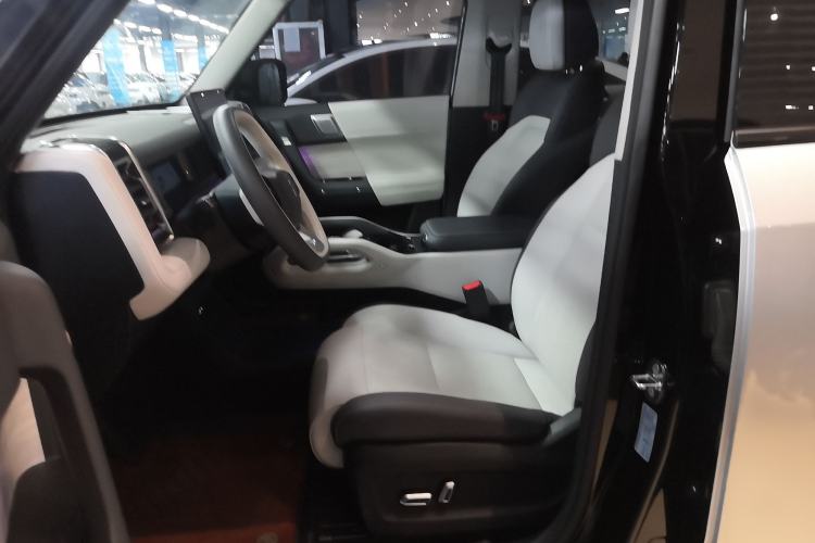 Used iCAR 03 2024 501km Four-wheel Drive Long-Range Advanced Version Interior 1