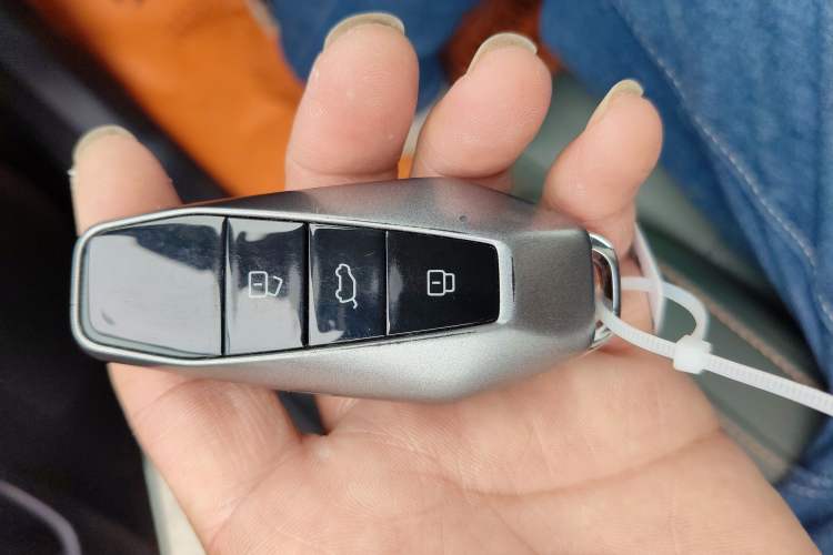 Used iCAR 03 2024 501km Two-Wheel Drive Long-Range Yuechao Edition Interior 1